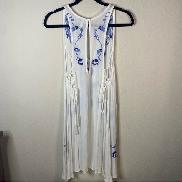 Free People NWOT White and Blue Embroidered Dress Sz M - Picture 5 of 11
